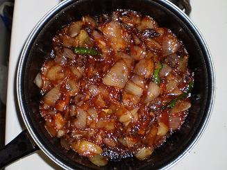 fried onion with soya tomato sauce